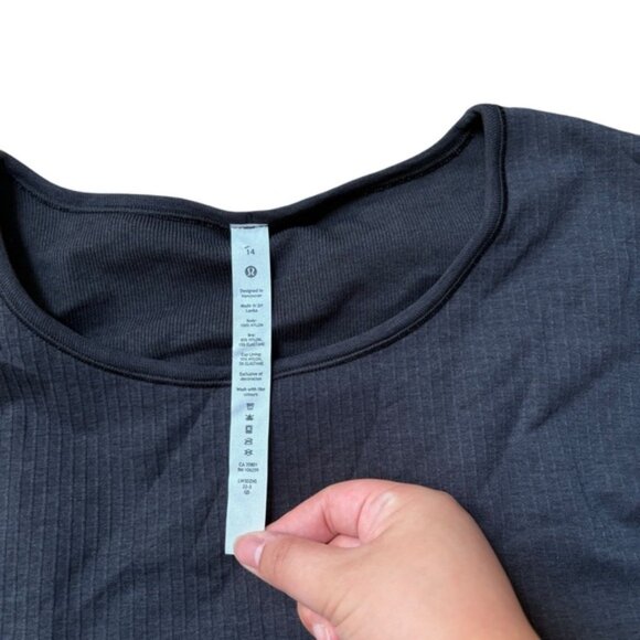 Lululemon Ebb to Street Long Sleeve Shirt Size 14 - Picture 3 of 5